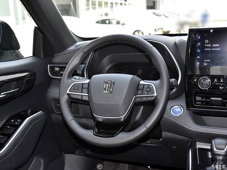 FAW Toyota Crown Lu Fang 2021 2.5L HEV Four-wheel Drive Premium Edition